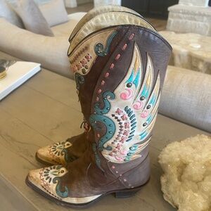 listing-status-banner